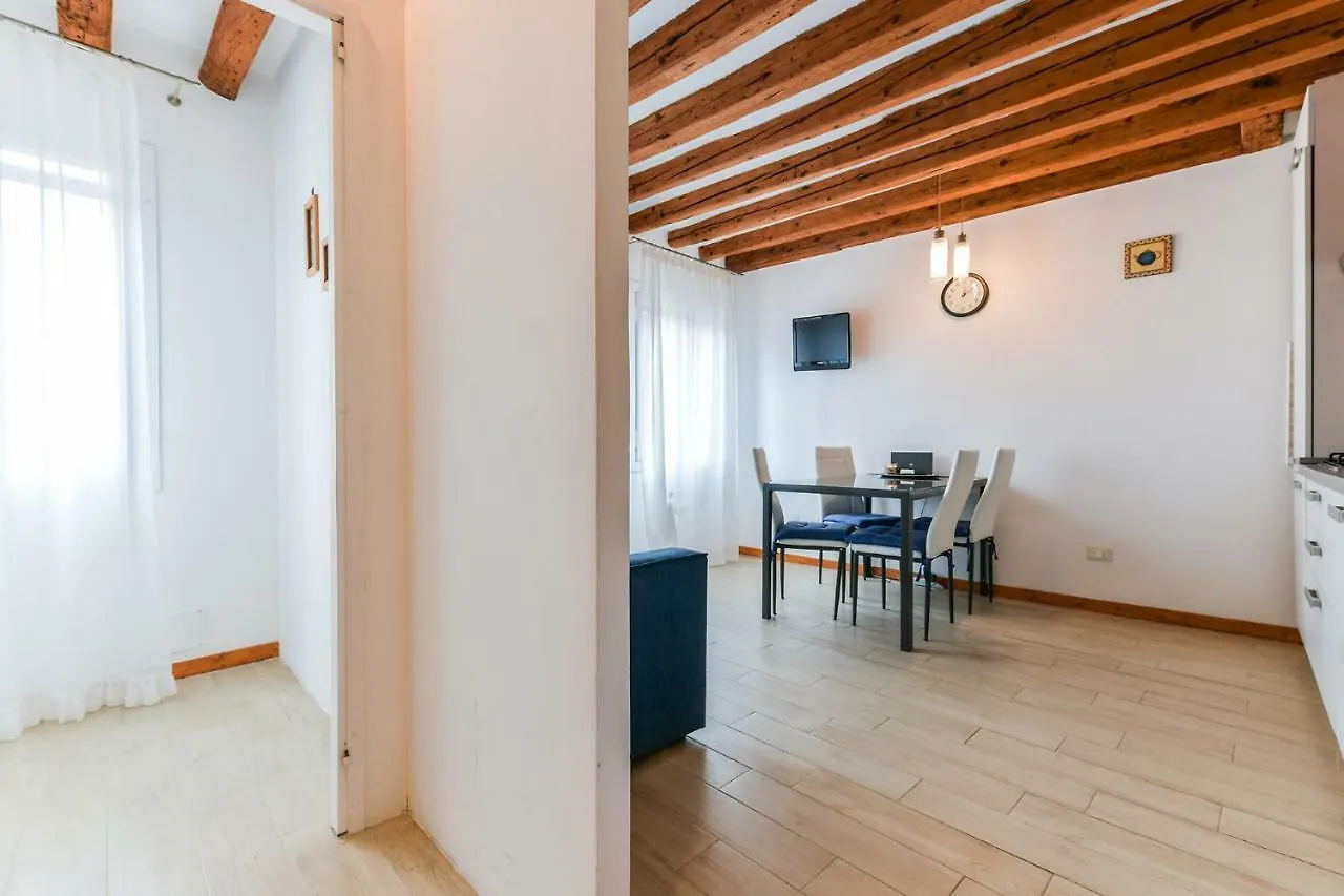 Colombina'S Roof Apartment Venice