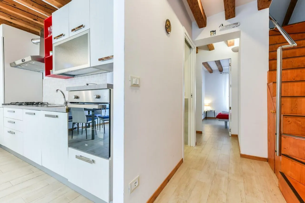 Colombina'S Roof Apartment Venice Italy