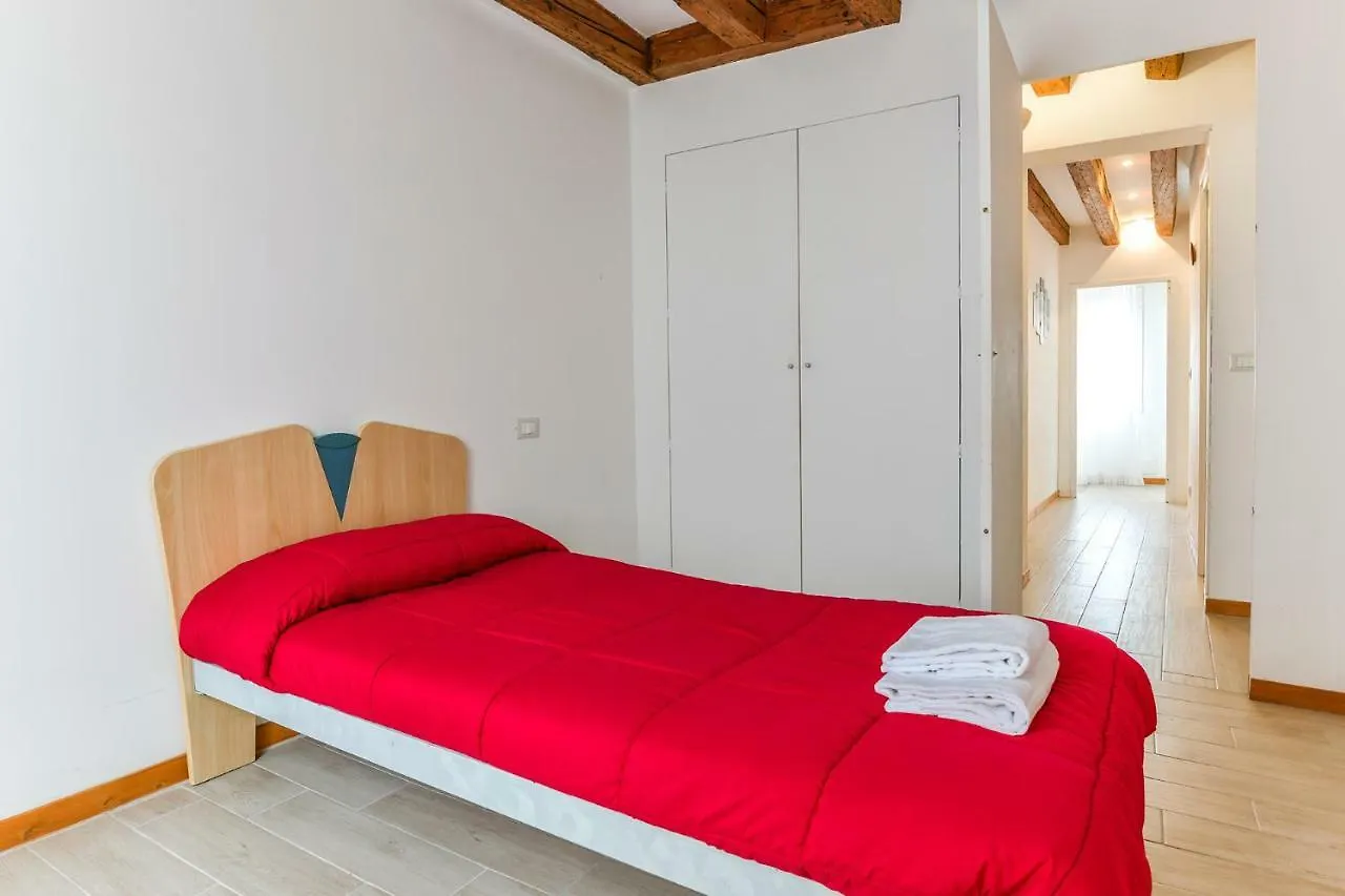 Colombina'S Roof Apartment Venice Italy